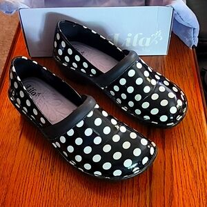 Lila Bella Shoes - Suregrip soles - Black & White polka-dot- size 7 1/2